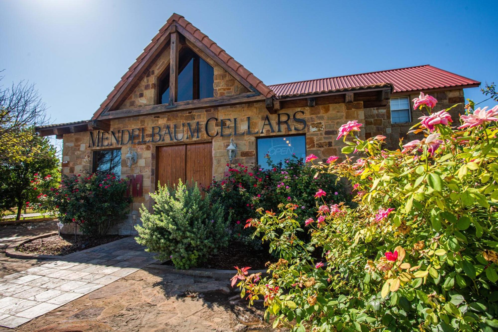 Pecan Cabin Фредериксбург Екстериор снимка