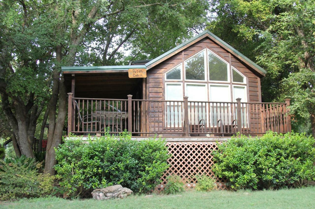 Pecan Cabin Фредериксбург Екстериор снимка